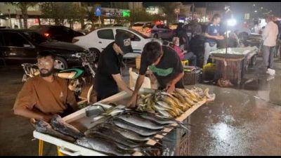 Hormuz, i pescatori iraniani tornano in mare tra relitti e paura