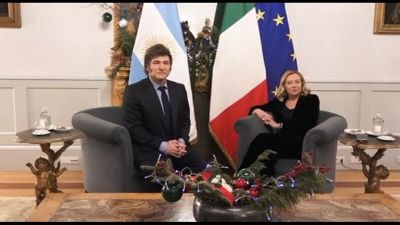 La premier Meloni riceve Milei a Palazzo Chigi
