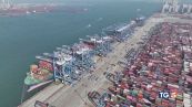 Dazi, si tratta ma già in calo import export