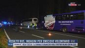 Breaking News delle 14.00 | Assalto bus, indagini per omicidio volontario
