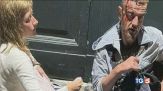 Lui tanti volti, bimba e mamma senza nome