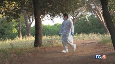 Villa Pamphili, la bimba forse strangolata