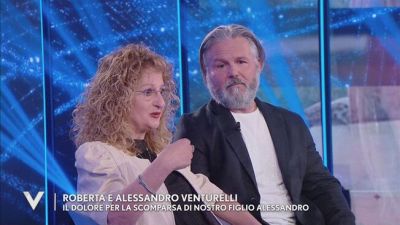 Roberta Carassai e Roberto Venturelli: "Il dolore per la scomparsa di nostro figlio Alessandro"