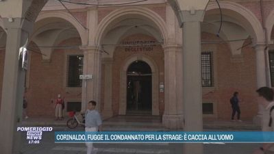 Corinaldo, fugge il condannato per la strage: è caccia all'uomo