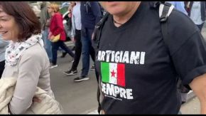 A 80 anni dalla Liberazione festoso corteo dell'Anpi attraversa Roma