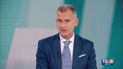 L'intervento di cataratta. Formicolii e bruciori alle mani e ai piedi nelle persone anziane