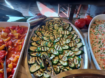 Cavallino Trattoria Pizzeria - verdure a buffet