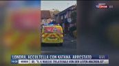 Breaking News delle 14.00 | Londra, accoltella con katana: arrestato