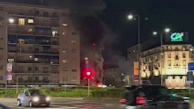 Altro che ciclabili di Sala, a Piazzale Loreto spaccio e degrado