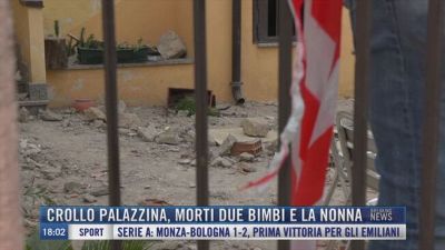 Breaking News delle 18.00 | Crollo palazzina, morti due bimbi e la nonna