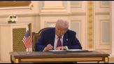 Trump a Riad firma "parternariato strategico" con l'Arabia Saudita