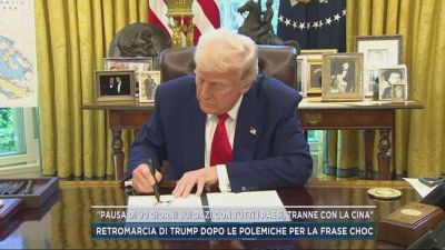 "Pausa di 90 giorni sui dazi con tutti i paesi, tranne con la Cina"