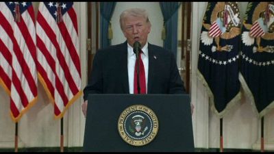 Trump: riporteremo l'Iran all'età della pietra