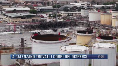 Breaking News delle 21.30 | A Calenzano trovati i corpi dei dispersi