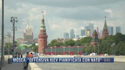 Breaking News delle 11.00 | Mosca: "Offensiva Kiev pianificata con Nato"