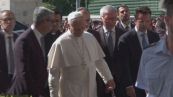 Attesa e preghiere al policlinico Gemelli per l'intervento del Papa