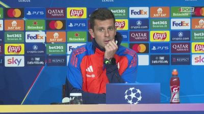 Thiago Motta: "Vlahovic sta bene e fa parte del gruppo. Vediamo se partirà dall'inizio"