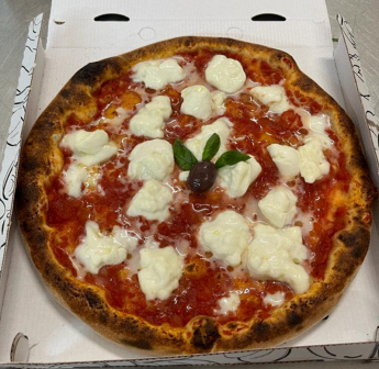 pizzeria street food sambuca di sicilia pizza da asporto