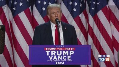 Trump va all'attacco stretta sui migranti