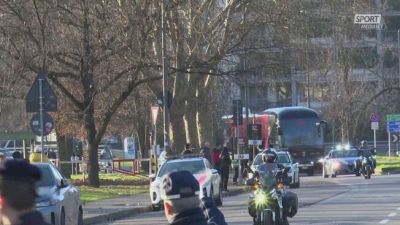 Derby, arriva il bus del Milan