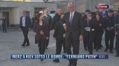 Breaking News delle 21.30 | Merz a Kiev sotto le bombe: "Fermiamo Putin"