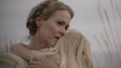 Film da vedere (5 e 6 ottobre): l'avventura di Tosca D'Aquino e il dramma di Sarah Paulson