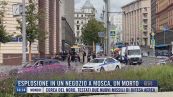 Breaking News delle 14.00 | Esplosione in un negozio a Mosca, un morto