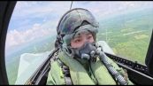 La regina Thailandia pilota aereo della Reale Aeronautica thailandese