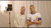 Mbappé sbalordito davanti alla sua statua di cera a Londra