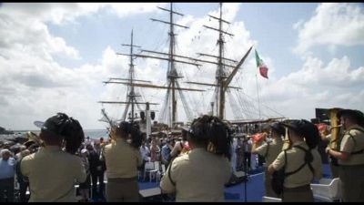 Nave Amerigo Vespucci e Villaggio Italia in viaggio verso Mumbai