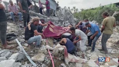 Tregua, passi avanti. Nuovi raid su Gaza