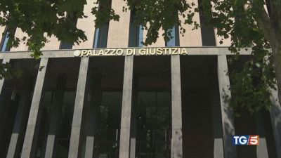 Camorra e voto di scambio, 10 arresti