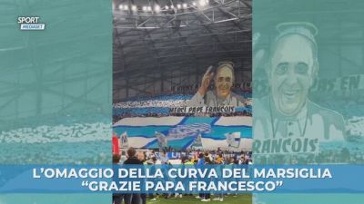 L'omaggio della curva del Marsiglia: "Grazie Papa Francesco"
