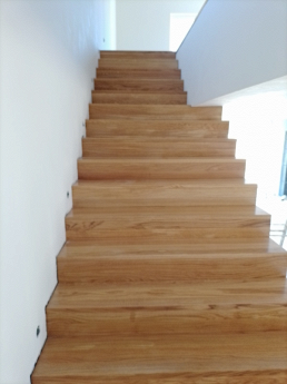 scale in legno parquet