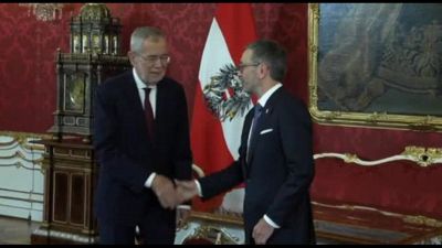 Austria, il presidente incontra il leader dell'estrema destra Kickl