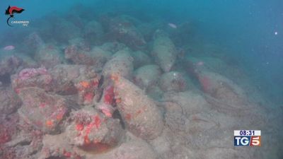 Tesoro nel blu di Mazara anfore romane sommerse