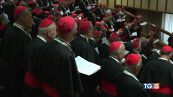 Conclave dal 7 maggio, Becciu passo indietro