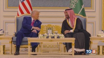 Trump d'Arabia. Forfait di Putin