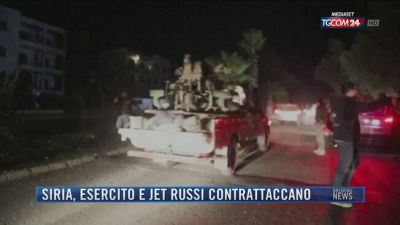 Breaking News delle 21.30 | Siria, esercito e jet russi contrattaccano