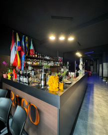 Trago Lounge Bar