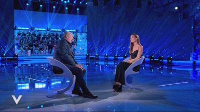 Gerry Scotti: "I miei esordi come modello... di mani!"