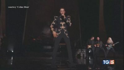 Céline è tornata e incanta Parigi