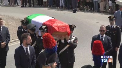 Ieri l'ultimo saluto al brigadiere Legrottaglie