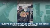 Il bambino vuole i capelli come Gyokeres