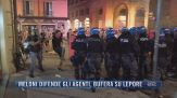 Breaking News delle 21.30 | Meloni difende gli agenti, bufera su Lepore