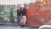 Ruspe e ponteggi nel centro di Milano, nasce l'aperitivo dell'umarell