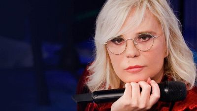 Cosa vedere in chiaro (weekend 23 e 24 marzo): De Filippi inaugura il serale di Amici contro Liorni e L'Eredità