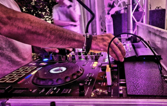 DJ per eventi foto 1