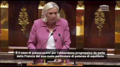 Ucraina, Le Pen: la Francia abbandona il suo ruolo di potenza