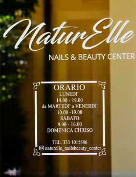 Naturelle nails e beauty